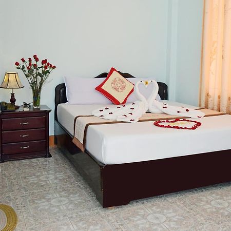 Nhat Le Hotel Huế Kültér fotó