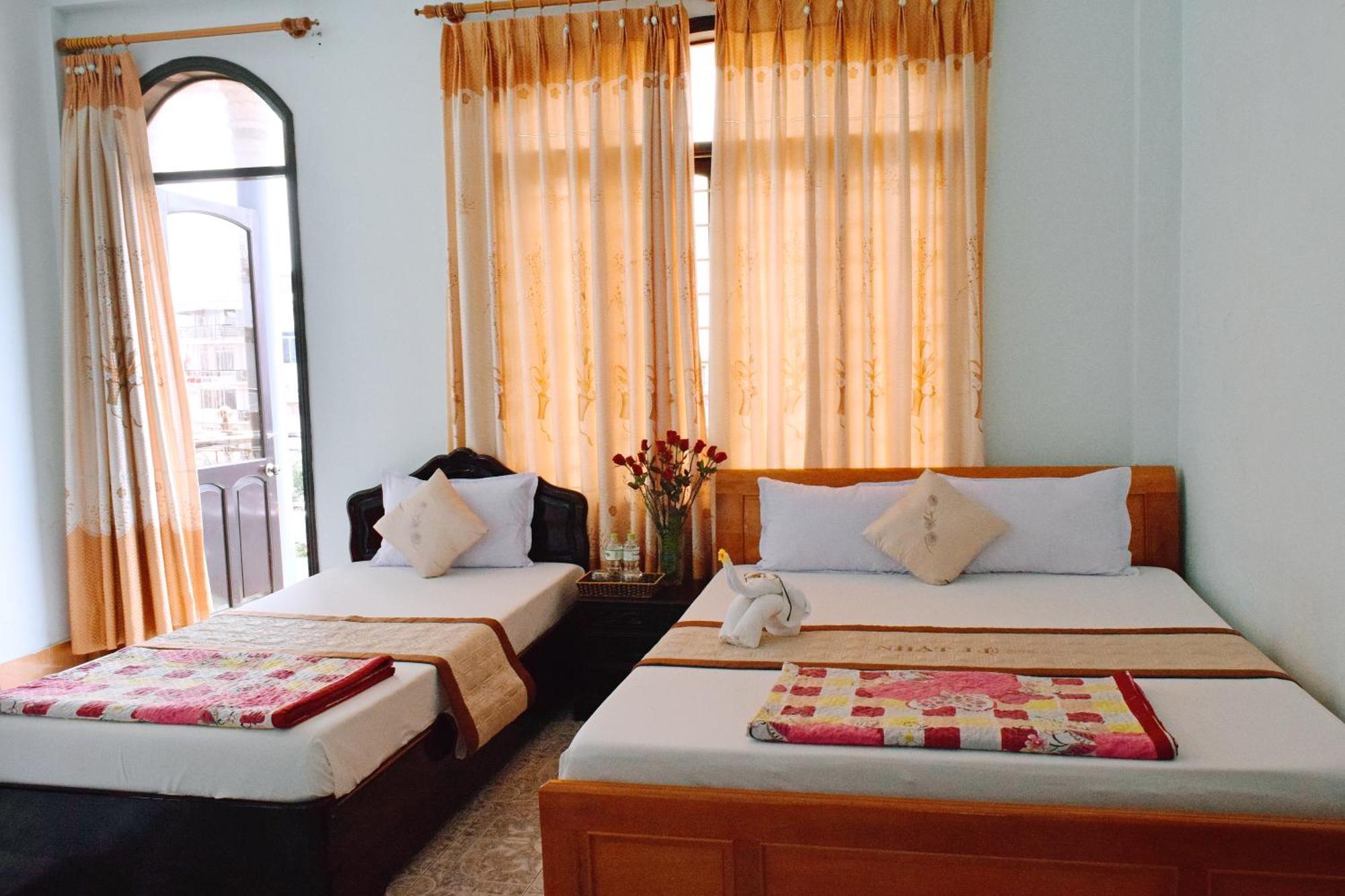 Nhat Le Hotel Huế Kültér fotó