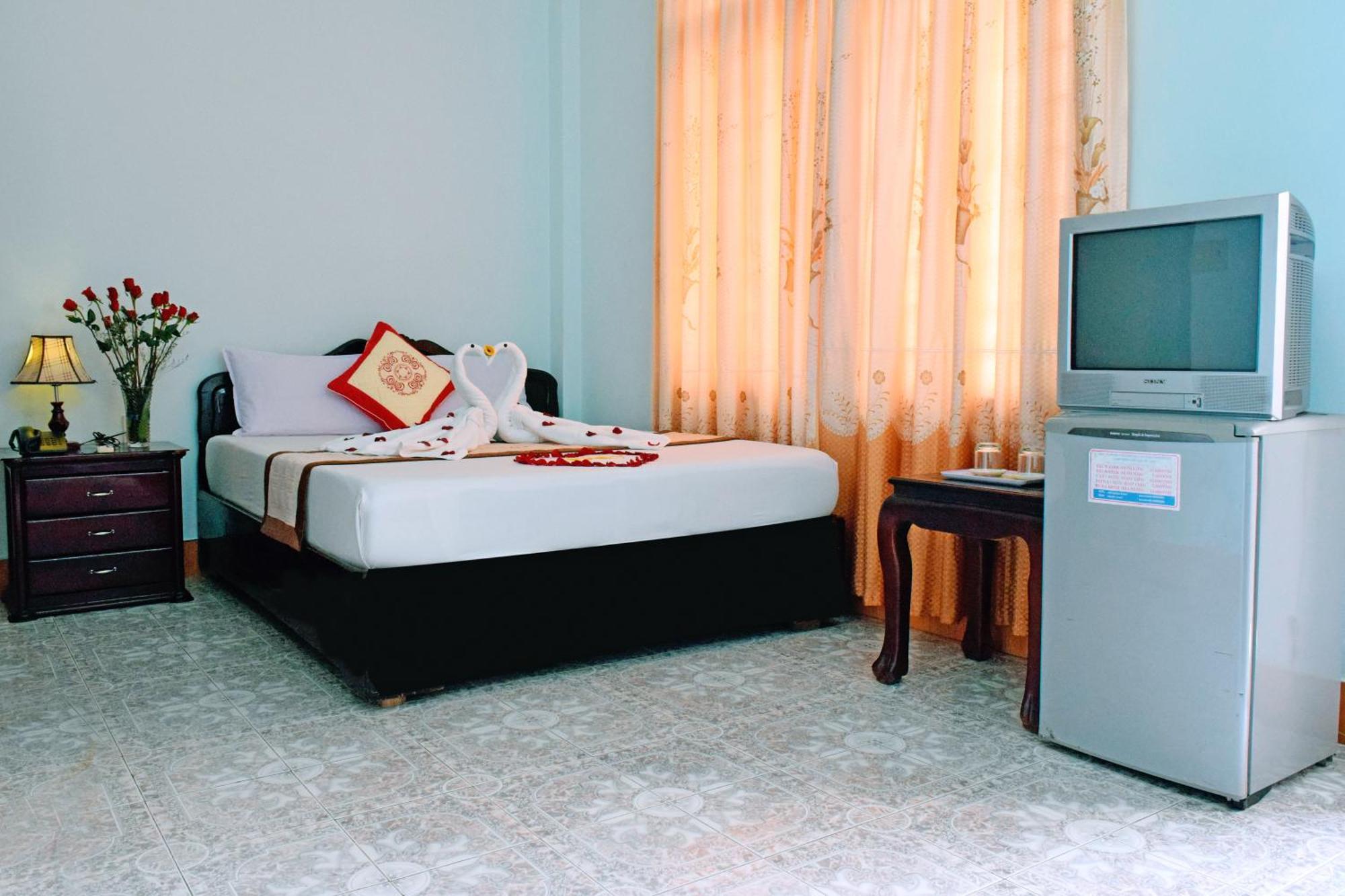 Nhat Le Hotel Huế Kültér fotó